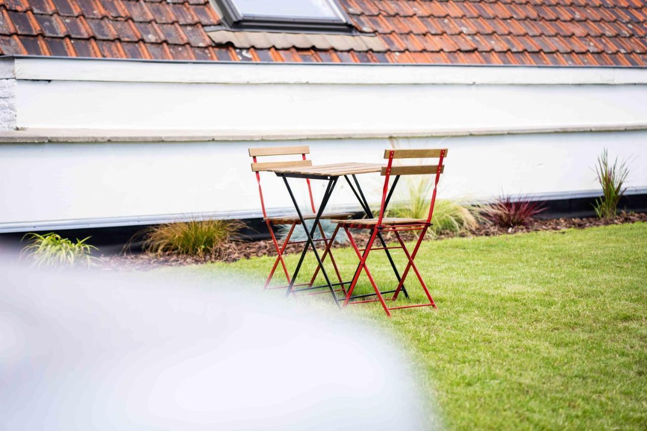 & Garden - Luxury Private Apart' Center *